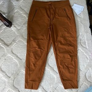 Athleta Trekkie north jogger pants, burnt orange, size 12
